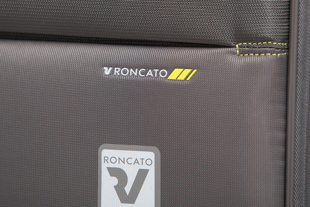 vali Roncato Speed size M (25 inch) - Antracite chất liệu
