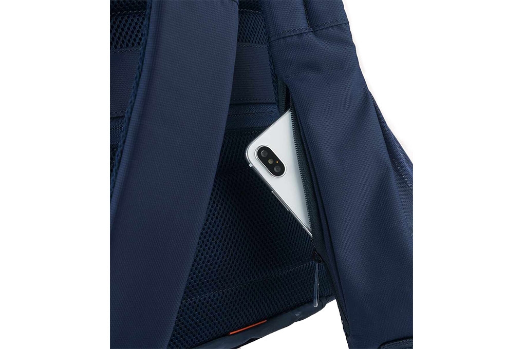 Balo Tucano Modo 13” - Blue - Túi bảo mật ở mặt sau và dây đeo