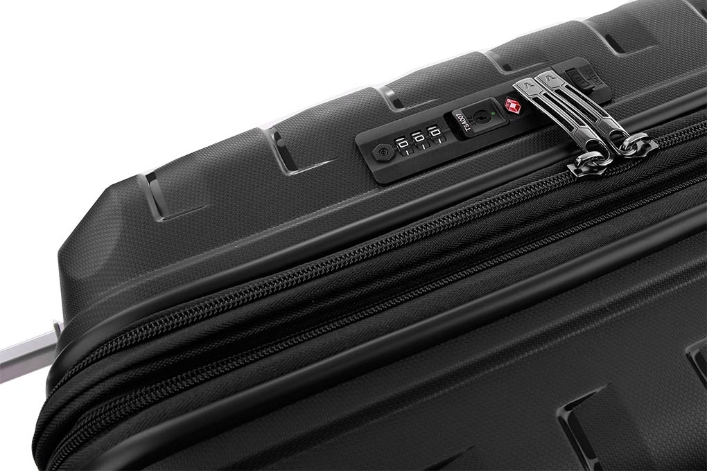 Vali Roncato Skyline size S (20 inch) - Black hệ hống khóa TSA