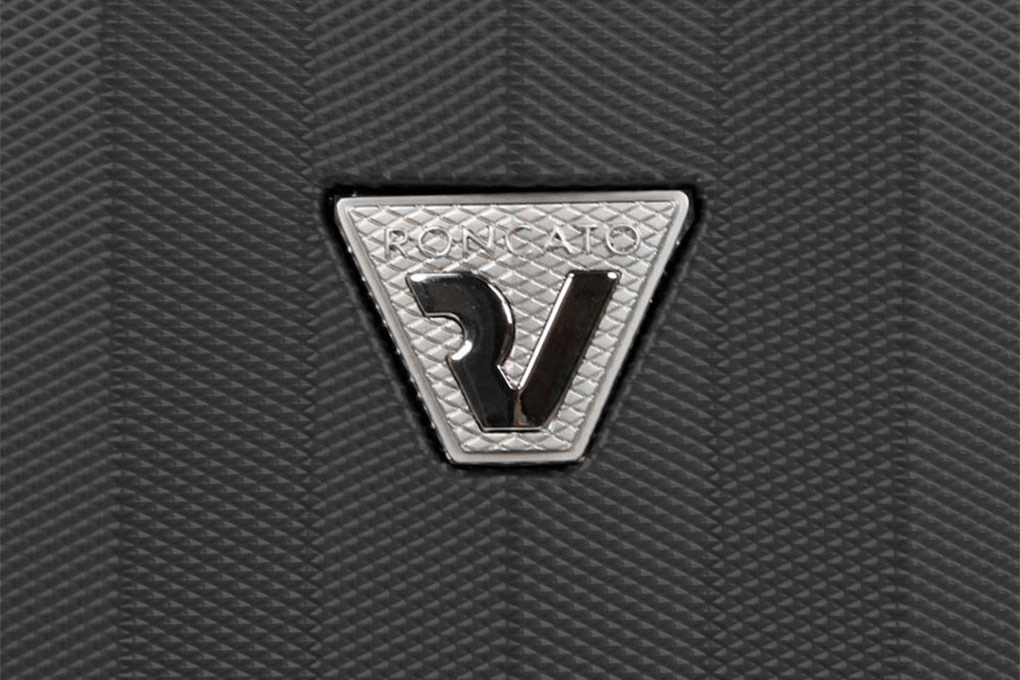Vali Roncato Premium 2.0 size L (28 inch) - Đen Logo Nổi Bật