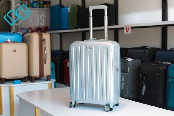 Trong lượng vali kéo 20 inch
