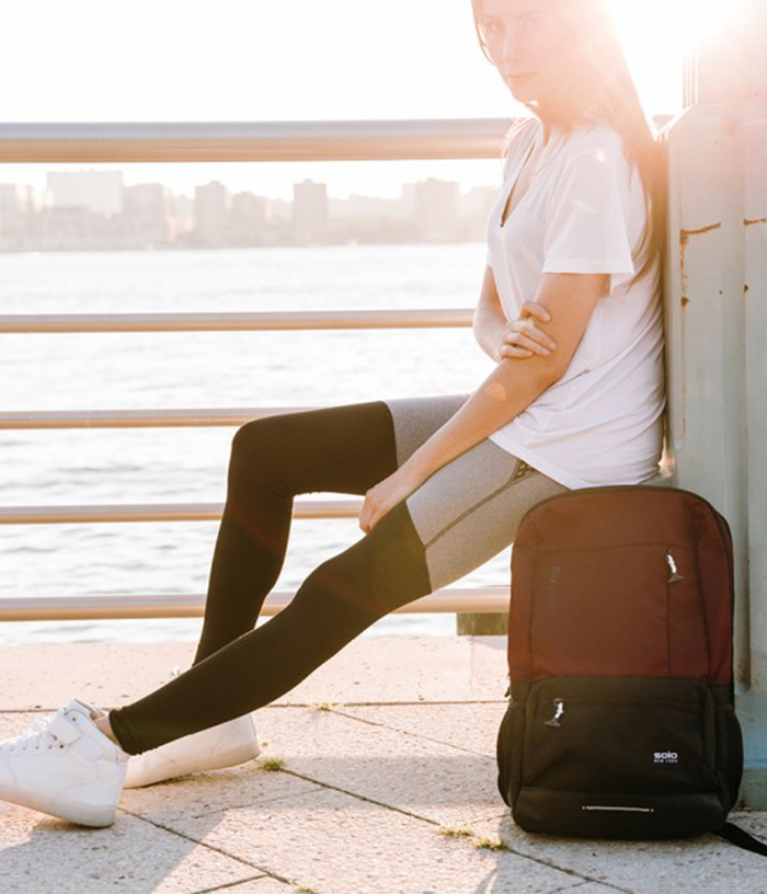 Balo Solo Varsity Draft 15.6”-ĐỎ-VAR701-60 ngăn hông tiện năng