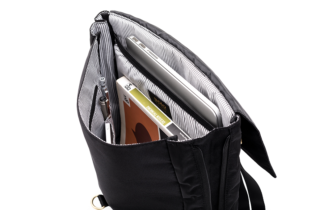 Balo Solo Austin Hybrid 13.3”-ĐEN (EXE803-4) ngăn chứa tiện ích