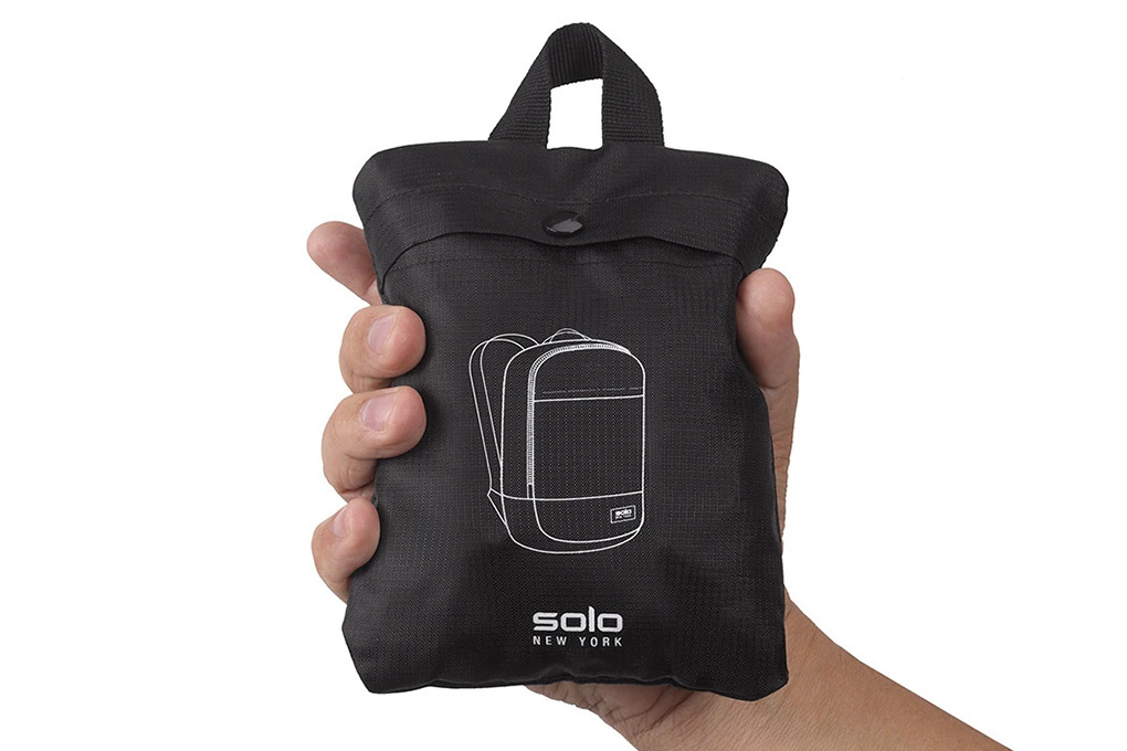 Balo Gấp gọn Solo-Đen túi nhỏ kèm theo