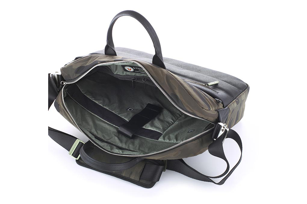 T&uacute;i Roncato Borsa Boston xanh r&ecirc;u ngăn chứa tiện &iacute;ch