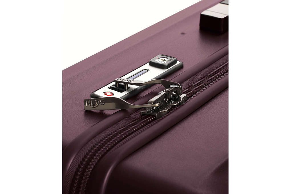 vali-heys-smartluggage-6-tac-26-inch-do khóa số