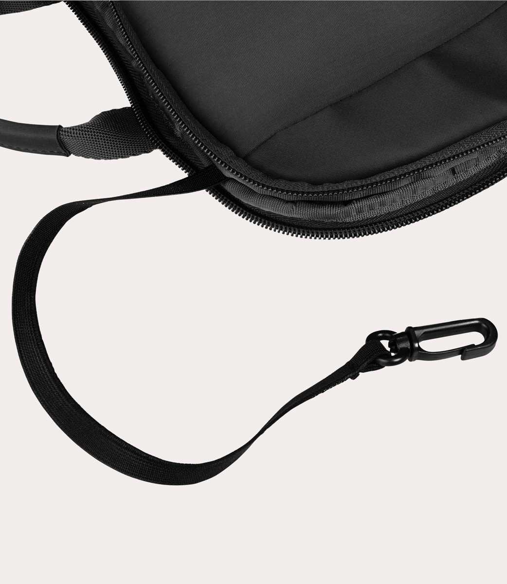 Balo Tucano Flat M 13” - Black chất liệu