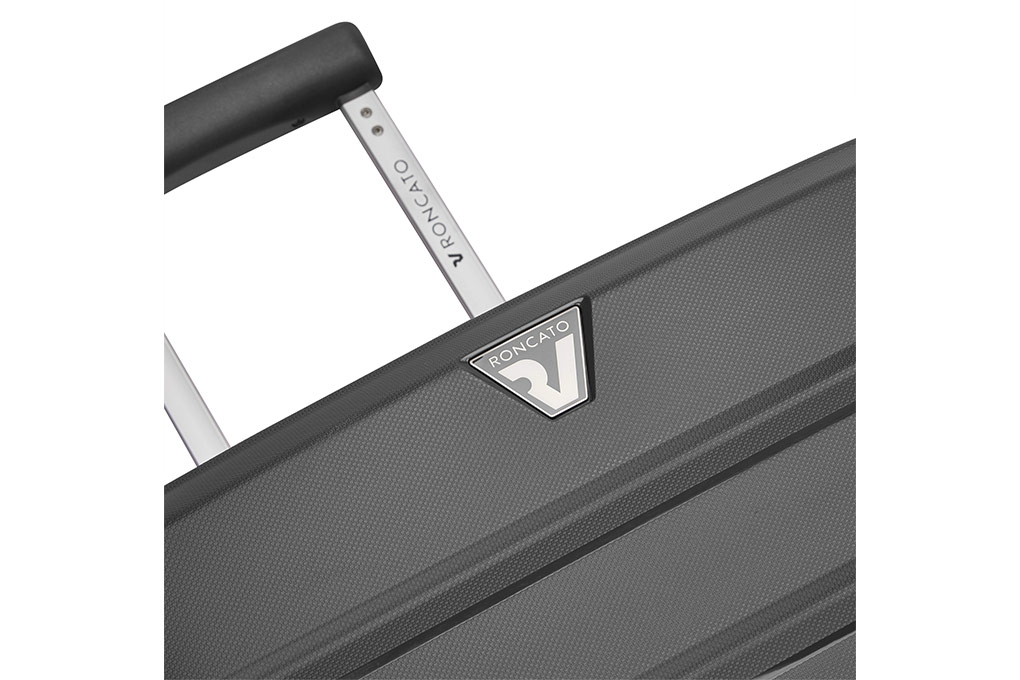 Vali Roncato Butterfly size S (20 inch) - Antracite chất liệu