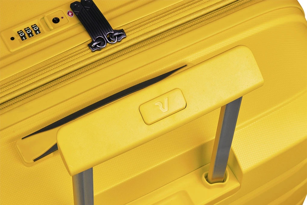 Vali Roncato Butterfly size S (20 inch) - Yellow Tay Cầm Tay K&eacute;o Cứng C&aacute;p