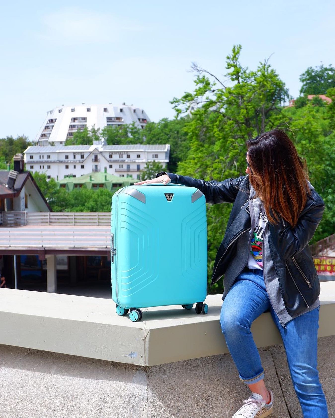 Tại sao vali xanh mint luôn là một lựa chọn hàng đầu?