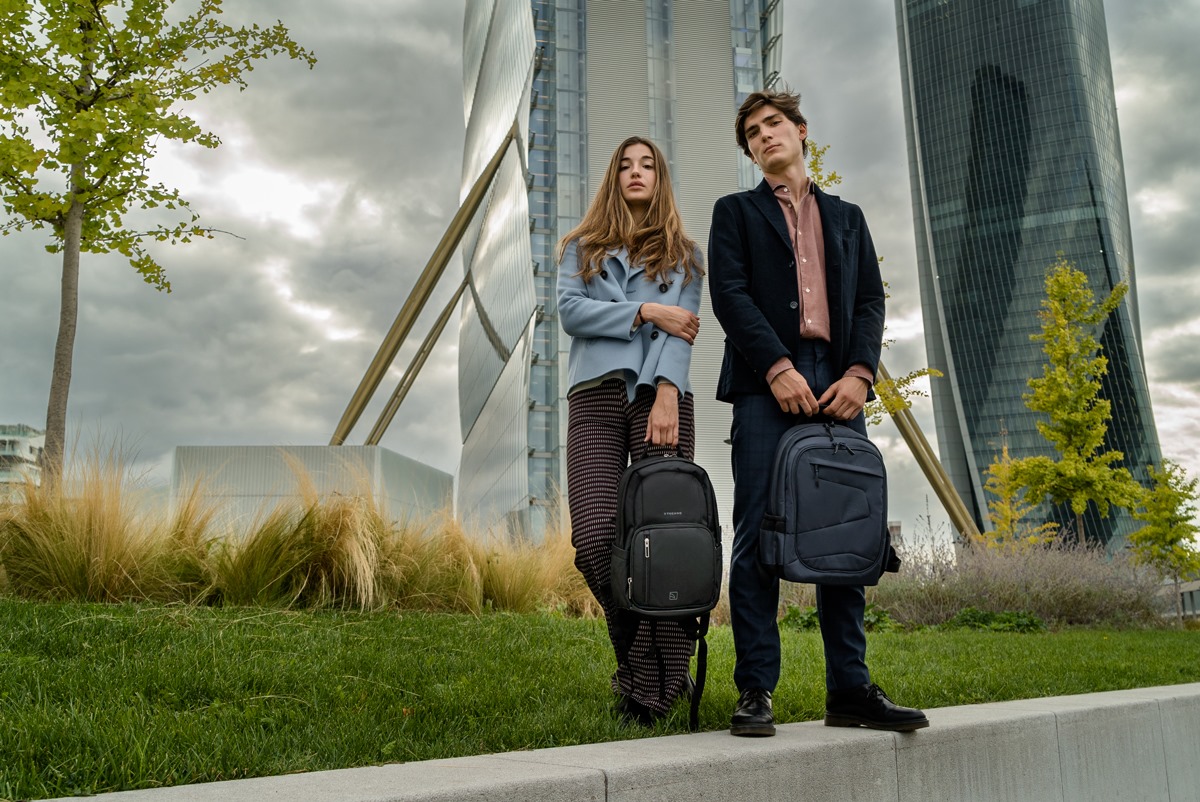 Balo laptop 14 inch nhỏ gọn thuận tiện cho người hay di chuyển