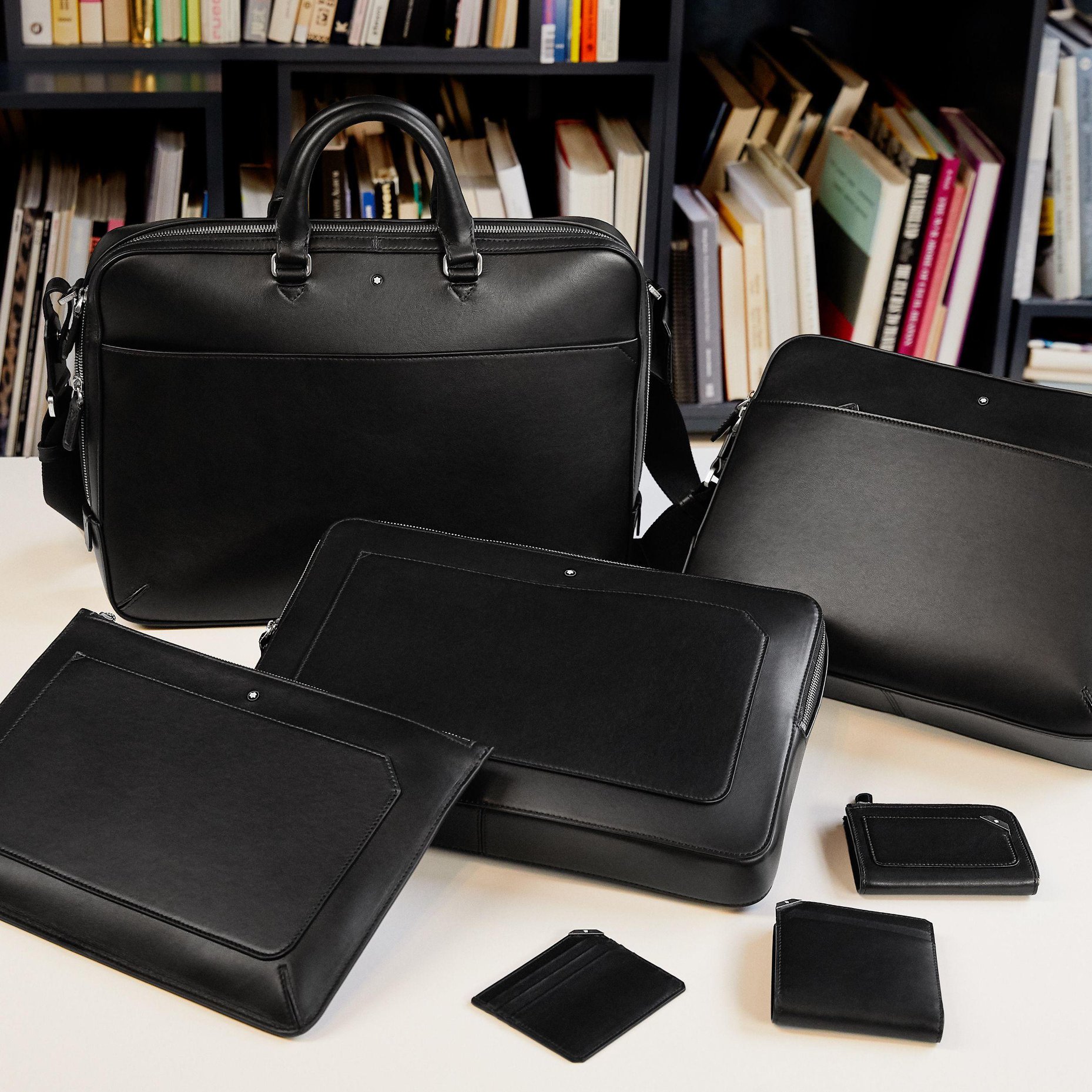 Khám phá cặp da nam công sở hàng hiệu cho quý ông lịch lãm