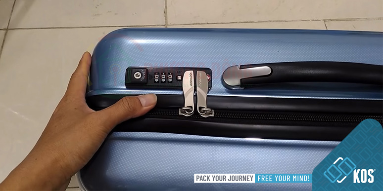 Cách đổi mật khẩu vali nhựa thật nhanh chóng