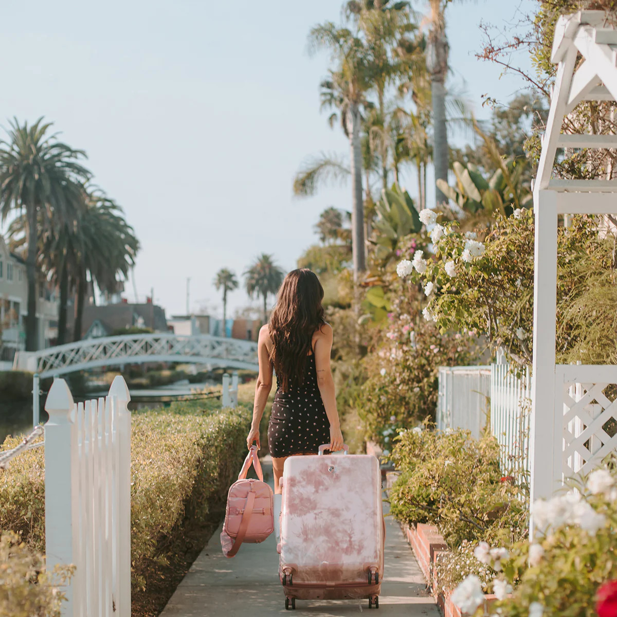 N&ecirc;n mua vali size 20 hay size 24 nhỏ gọn ph&ugrave; hợp