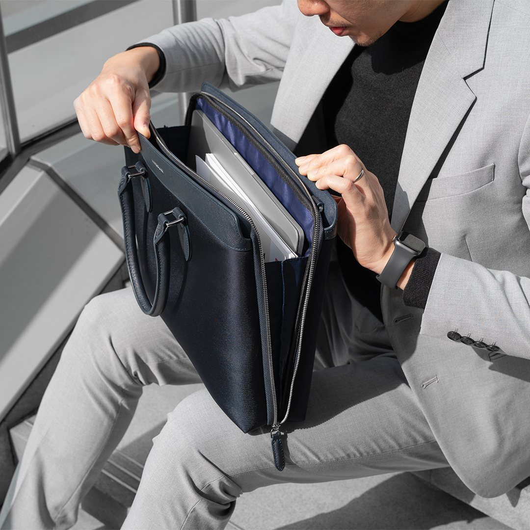 Túi xách nam công sở phố biến