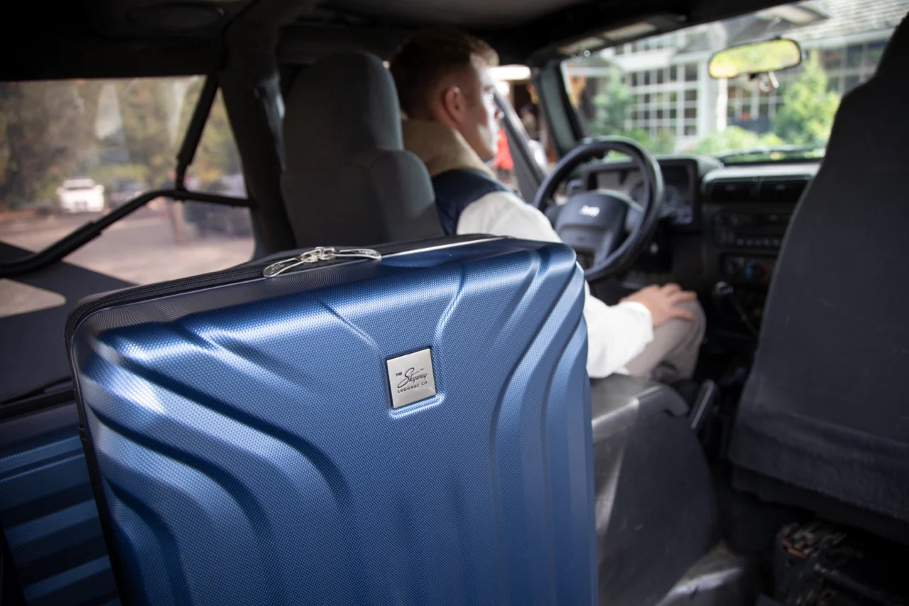 Vali du lịch loại nào tốt