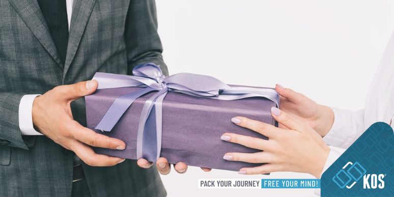 Quà tặng đối tác nước ngoài mang đậm dấu ấn Việt Nam