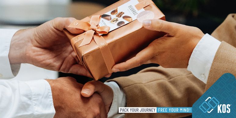 Top 6 quà tặng chia tay đồng nghiệp cực ý nghĩa