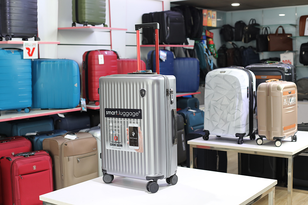 Vali Heys SmartLuggage 6 tấc ( 26 inch) - Bạc hình thực tế 1