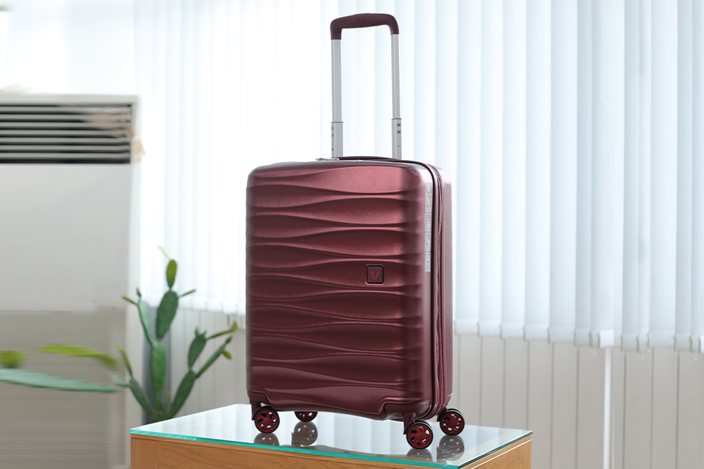 Vali Roncato Stellar size S (20 inch) - Rosso SC hình thực tế 1