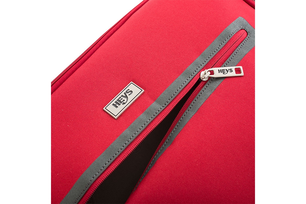 Heys Xero G Size L (30 inch) – Red chất liệu bền