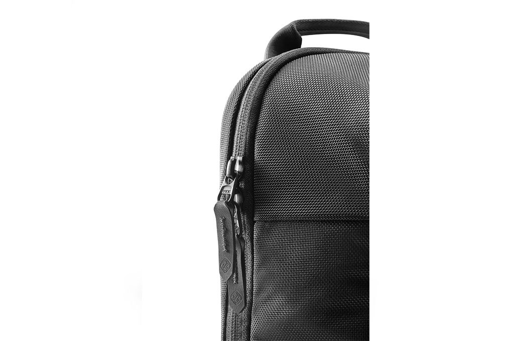 Túi đeo đa năng Tomtoc (USA) Croxbody EDC Sling Bag 11 inch Black hình sản phẩm 12