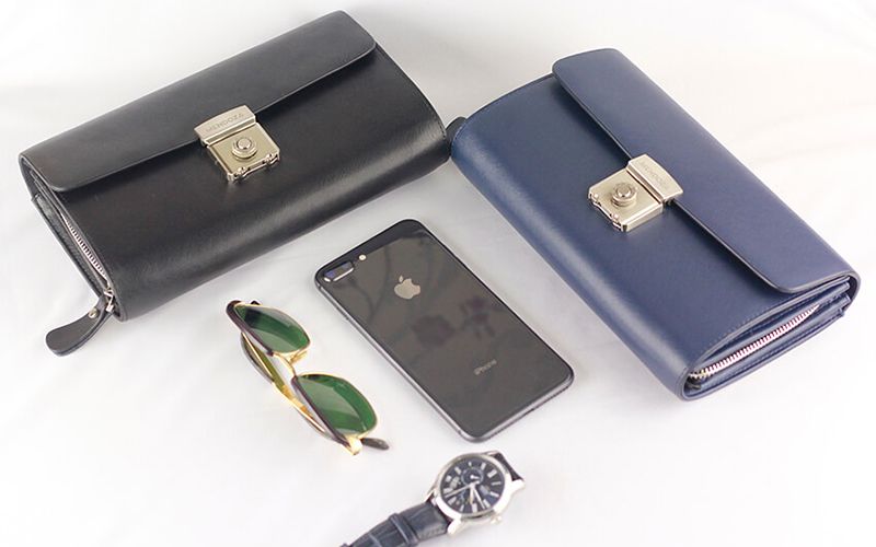 Những mẫu ví da cầm tay nam có khoá số độc đáo