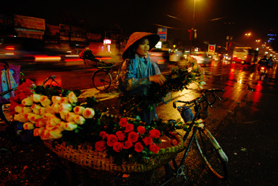 Bài học của những chuyến phượt “xuyên” đêm Hà Nội