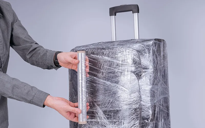 Cách bảo quản vali khi đi máy bay 1