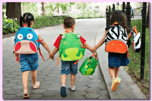 Balo cho bé đi nhà trẻ 1