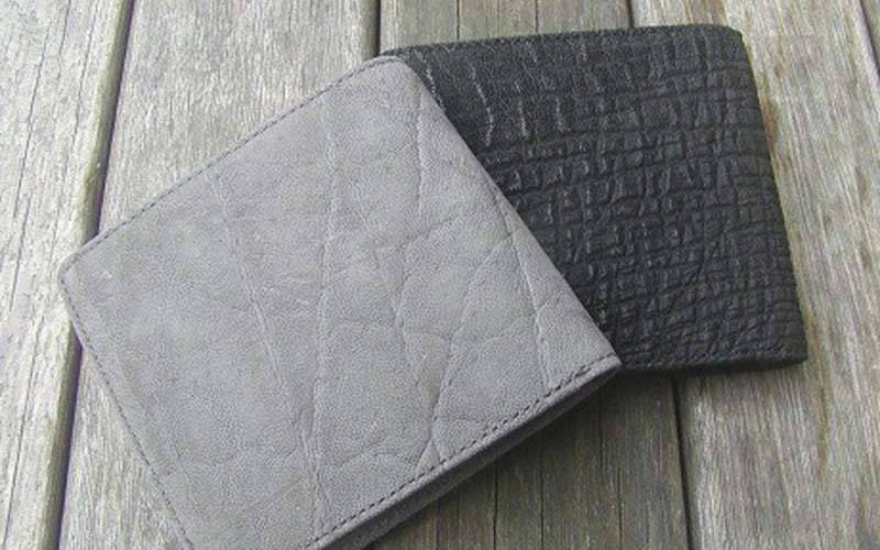 Ví da voi quý hiếm cho quý ông thích sự độc đáo